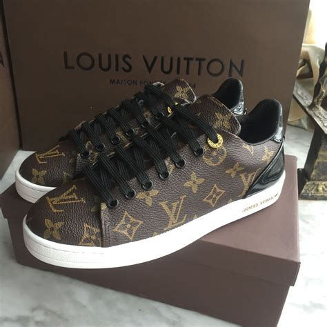 scarpe louis vuitton paris uomo|louis vuitton sneakers.